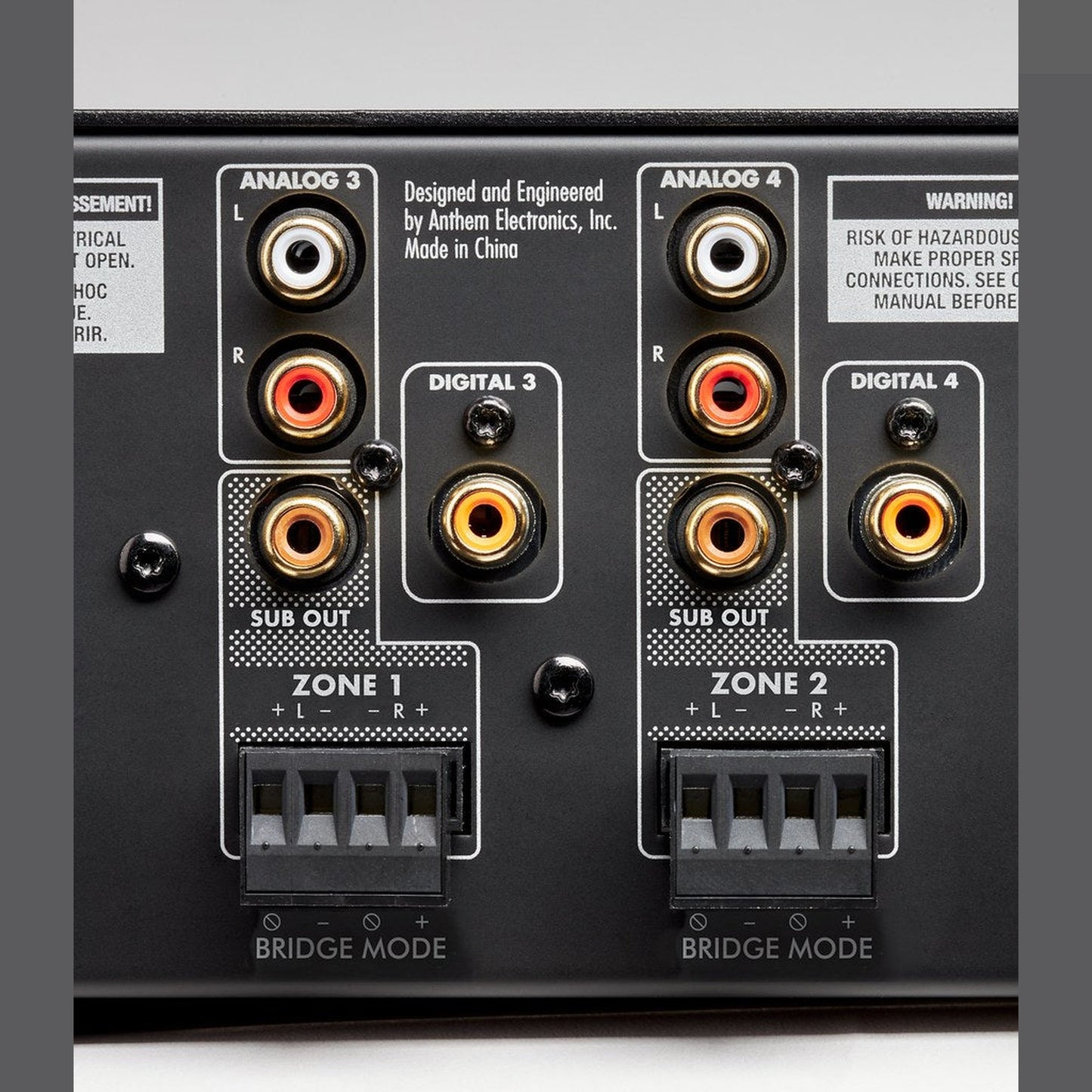 Anthem MDX-16 Multiroom-Endstufe Anschlussfeld 3 mit Sub-Ausgängen und Zone-1- und Zone-2-Klemmen im Bridge-Mode