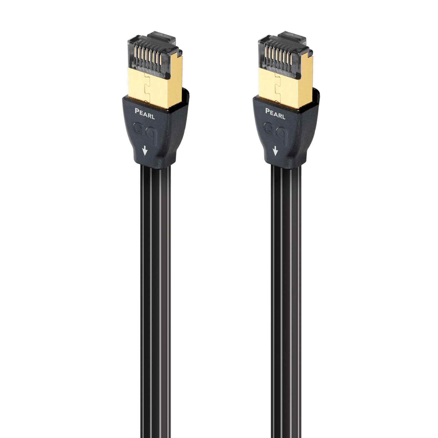 AudioQuest Pearl Ethernet-Kabel Detailansicht: beide RJ/E-Stecker mit Laufrichtungspfeil