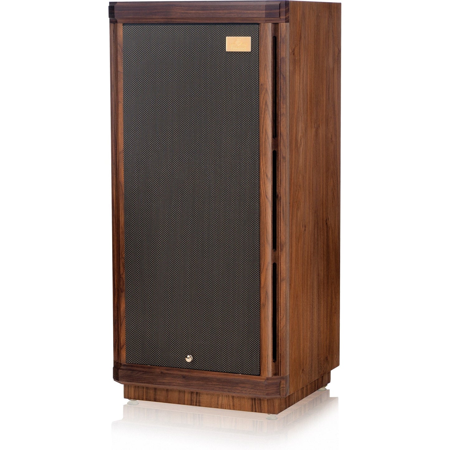 Tannoy Stirling GR Standlautsprecher Schrägansicht mit montierter Frontbespannung, Nussbaumgehäuse