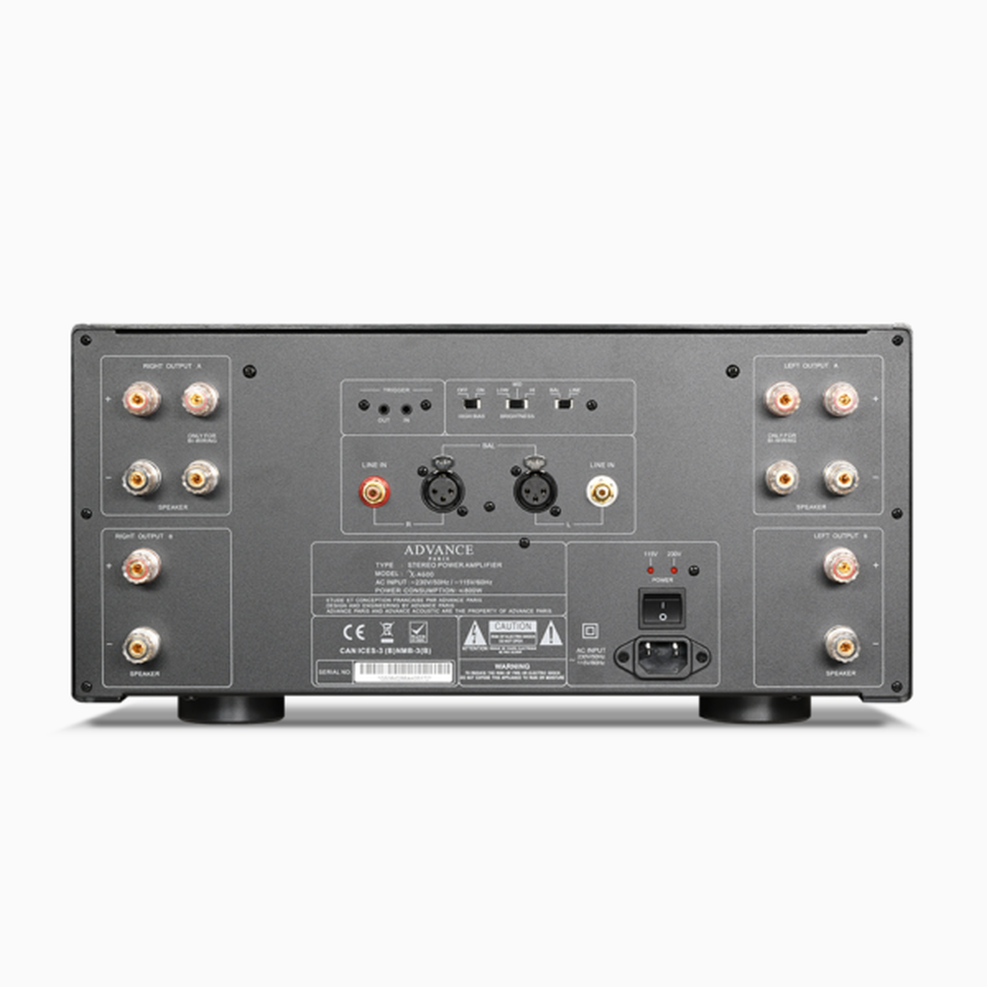 Advance Paris X-A600 Stereo-Endverstärker Rückansicht mit XLR, Cinch und Lautsprecherklemmen