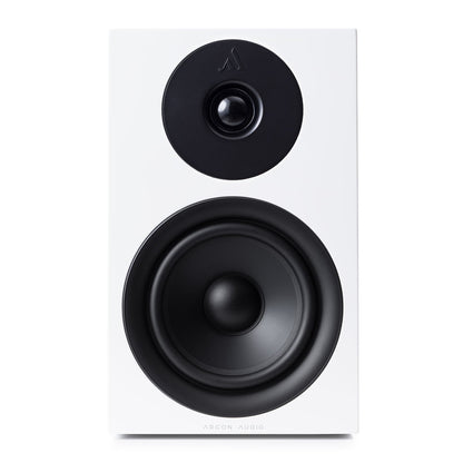 Argon Audio Forus 5 Regallautsprecher weiss Frontansicht ohne Frontabdeckung mit Hochtöner und Tieftöner