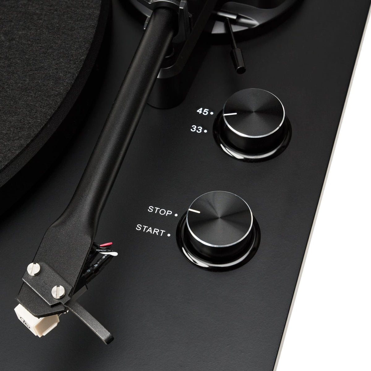 Argon Audio TT-MK2 Plattenspieler Schwarz Tonarm und Regler Detailansicht