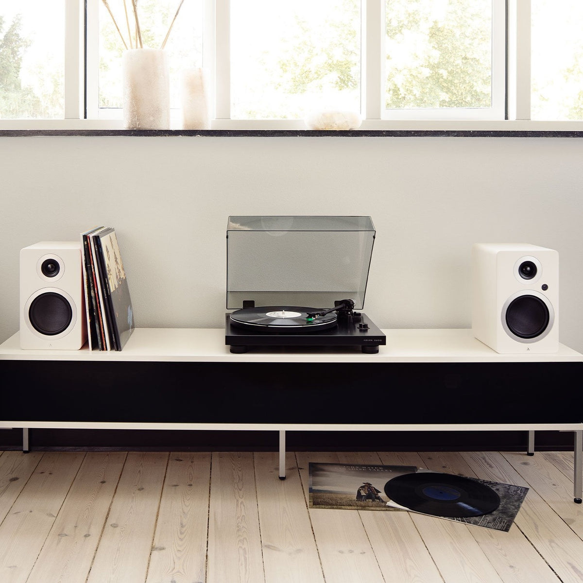 Argon Audio TT3 Plattenspieler Schwarz Lifestyle