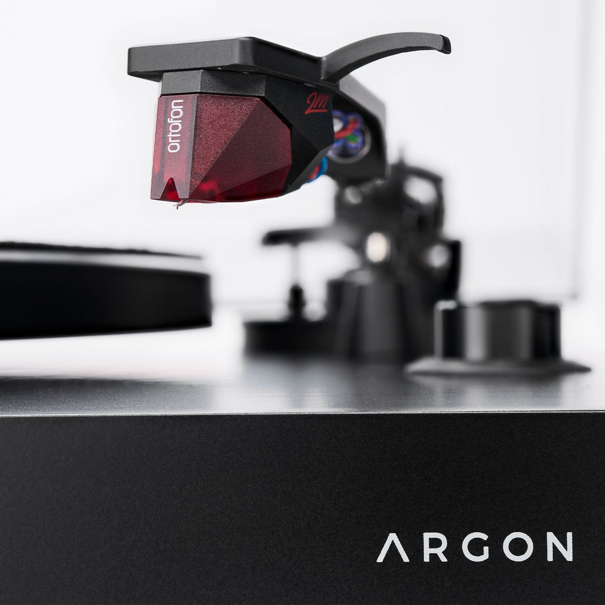 Argon Audio TT3 Plus Plattenspieler Schwarz Tonabnehmer Detailansicht