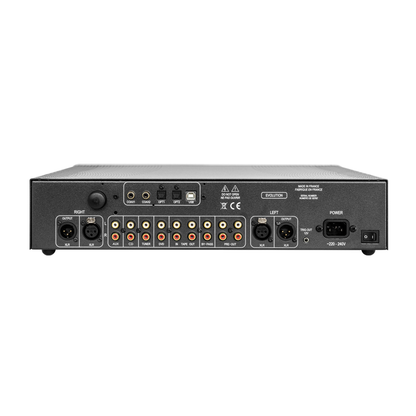 Atoll PR300 Evolution Vorverstärker Rückansicht, Anschlussfeld mit Line-Eingängen und Ausgängen in XLR und Cinch