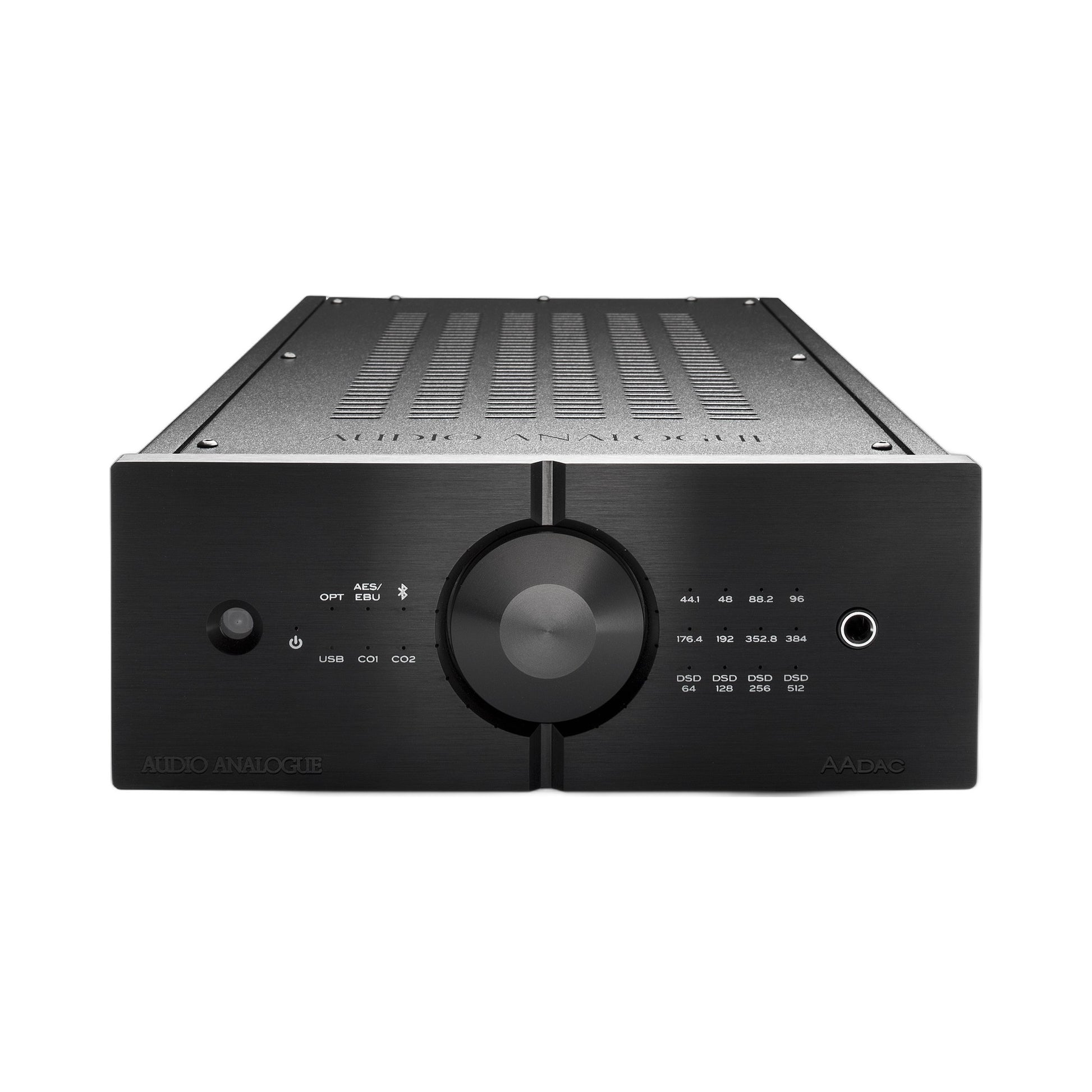 Audio Analogue AADac D/A-Wandler Schwarz, Frontansicht mit Drehregler und Samplerate-Anzeige