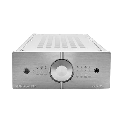 Audio Analogue AADac D/A-Wandler Silber, Frontansicht mit Drehregler und Samplerate-Anzeige