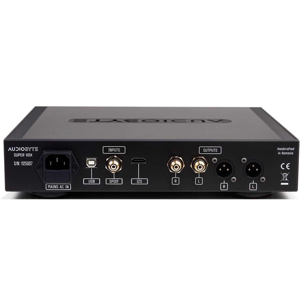 Audiobyte Super Vox DAC Anschlussfeld mit XLR- und RCA-Ausgängen