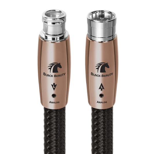 AudioQuest Black Beauty XLR-Kabel Detailansicht der beiden Steckverbinder mit Black-Beauty-Signet