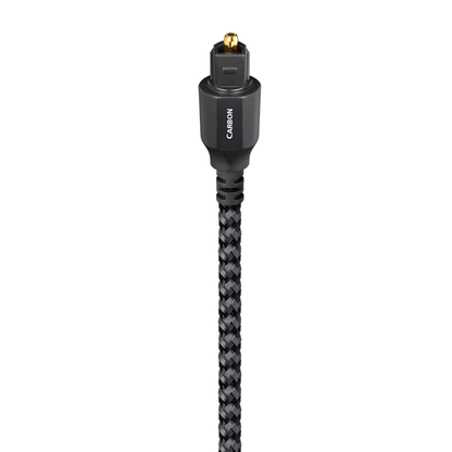 AudioQuest Carbon Optisches Kabel Produktansicht: Toslink-Stecker am schwarz-grauen Geflechtmantel