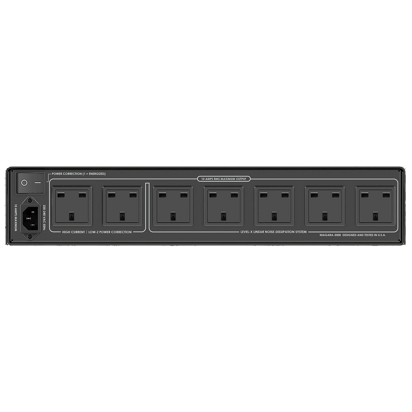 AudioQuest Niagara 3000 Power Conditioner Rückansicht, abgebildet die UK-Ausführung mit BS-1363-Steckdosen