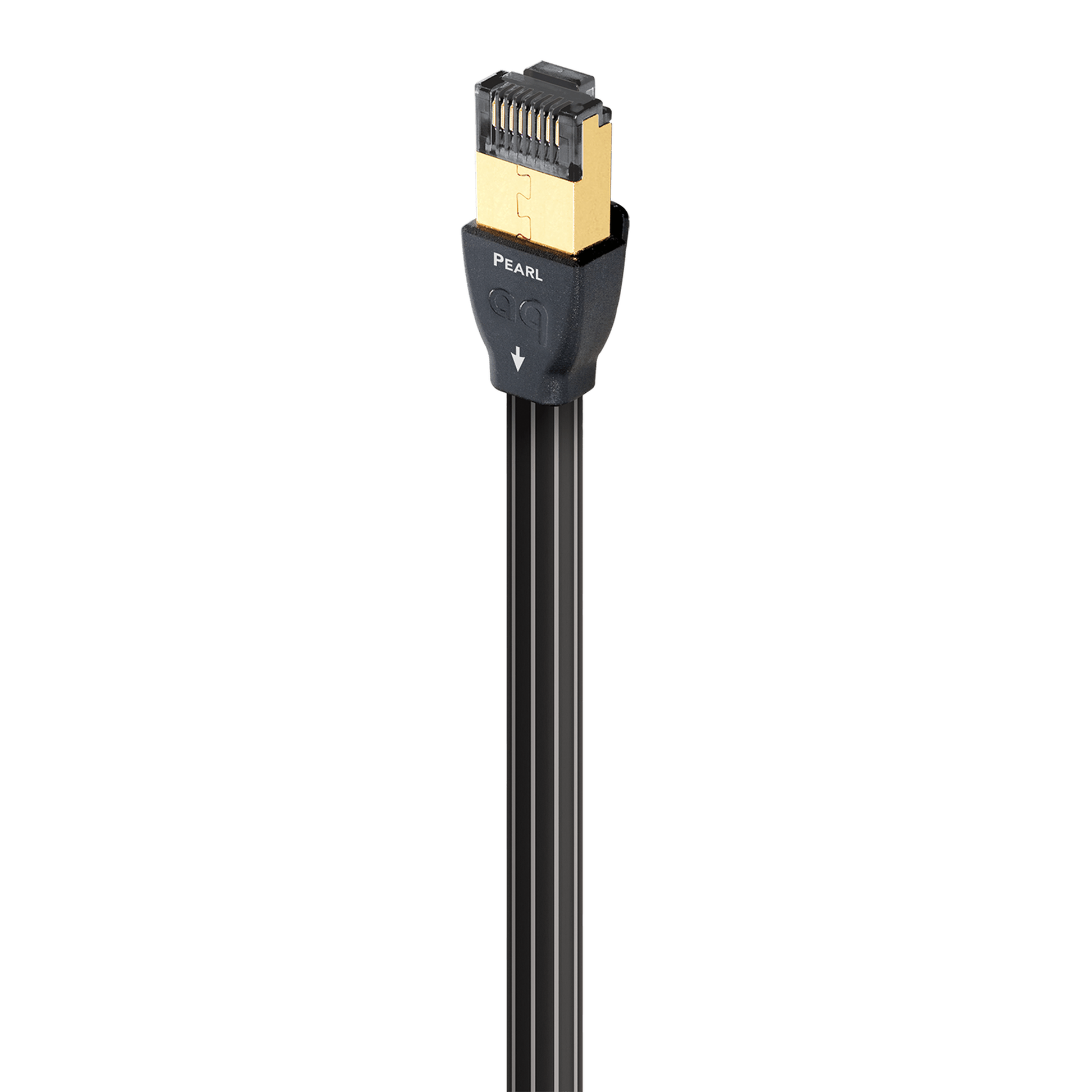 AudioQuest Pearl Ethernet-Kabel Produktansicht: RJ/E-Stecker am glatten schwarzen Kabelmantel