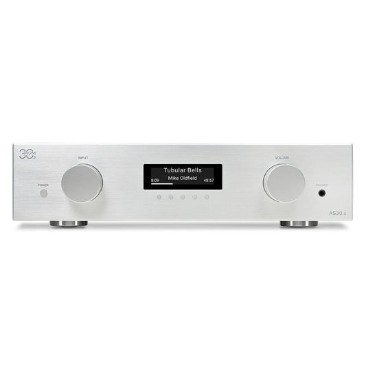 AVM AS 30.3 Streaming-Vollverstärker Silber Frontansicht mit OLED-Display und Lautstärkeregler