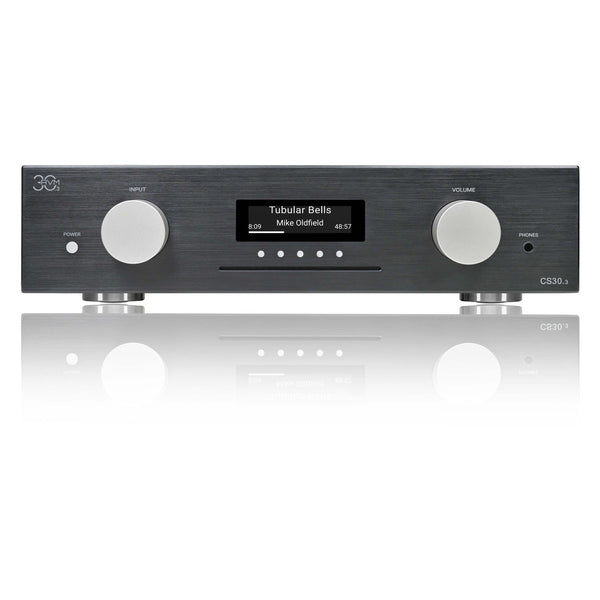AVM CS 30.3 Streaming-Vollverstärker mit CD Schwarz Frontansicht mit Display, CD-Schacht und Spiegelung