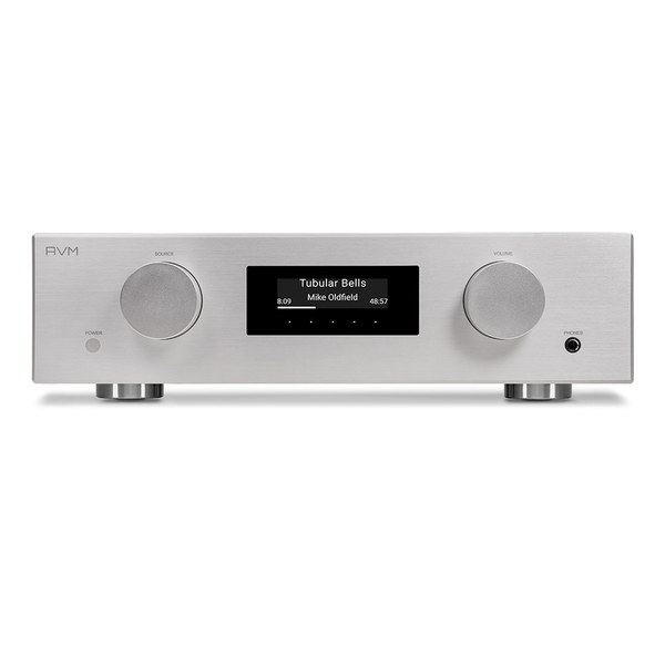 AVM Evolution AS 5.3 Streaming-Vollverstärker Silber Frontansicht mit Display, Source- und Volume-Regler