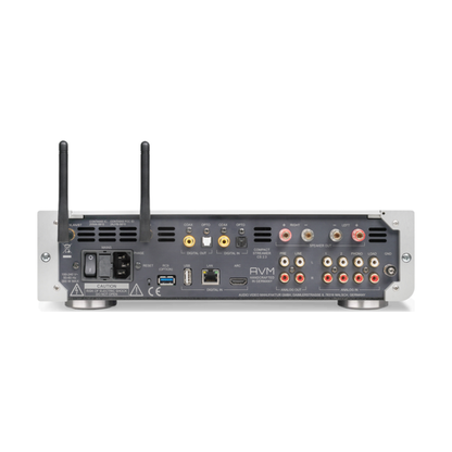 AVM Inspiration CS 2.3 Streaming-Vollverstärker mit CD Silber Rückansicht mit Anschlussfeld und WLAN-Antennen