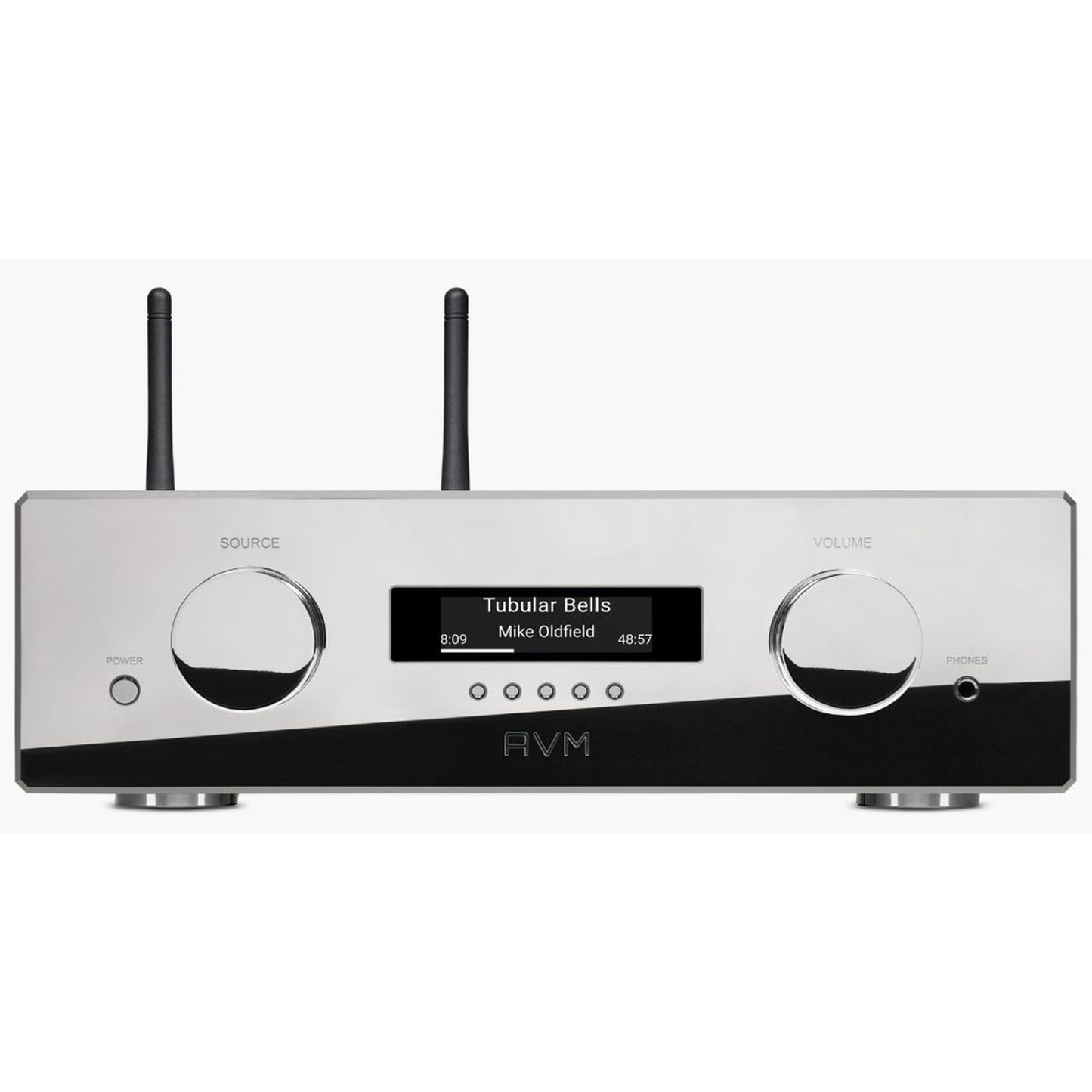 AVM Ovation PAS 8.3S Vorverstärker Cellini Chrom Frontansicht mit Display und Antennen
