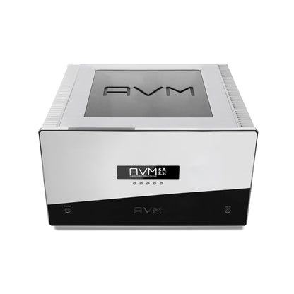 AVM Ovation SA 8.3S Stereo-Endstufe Cellini Chrom, Schrägansicht