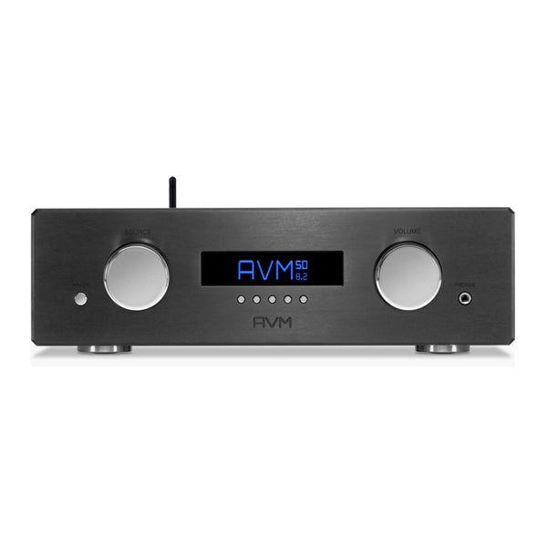AVM Ovation SD 8.3 Streaming-Vorverstärker Schwarz Frontansicht mit Display, Quellenwahl und Lautstärkeregler