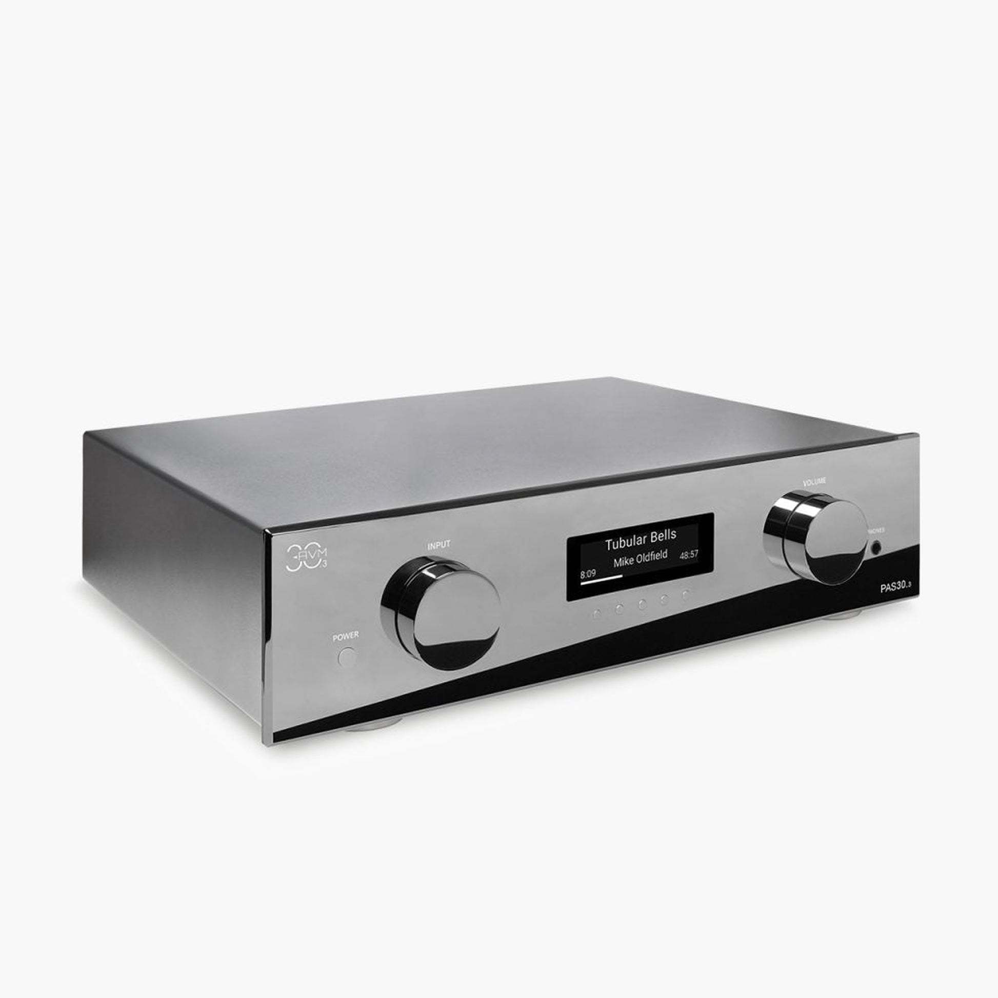 AVM PAS 30.3 Streaming-Vorverstärker Cellini Chrom Schrägansicht mit Display und Bedienknöpfen