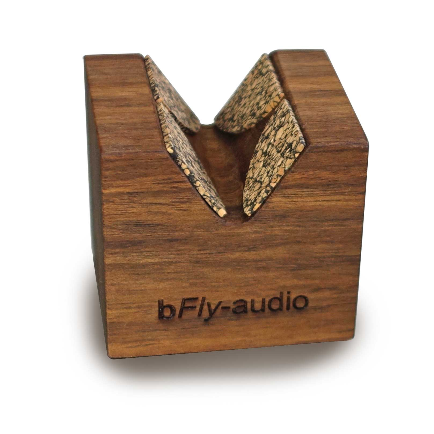 bFly-Audio CUBE Kabel-Absorber aus Amasaque-Holz Schrägansicht mit Kabelrille und Logo