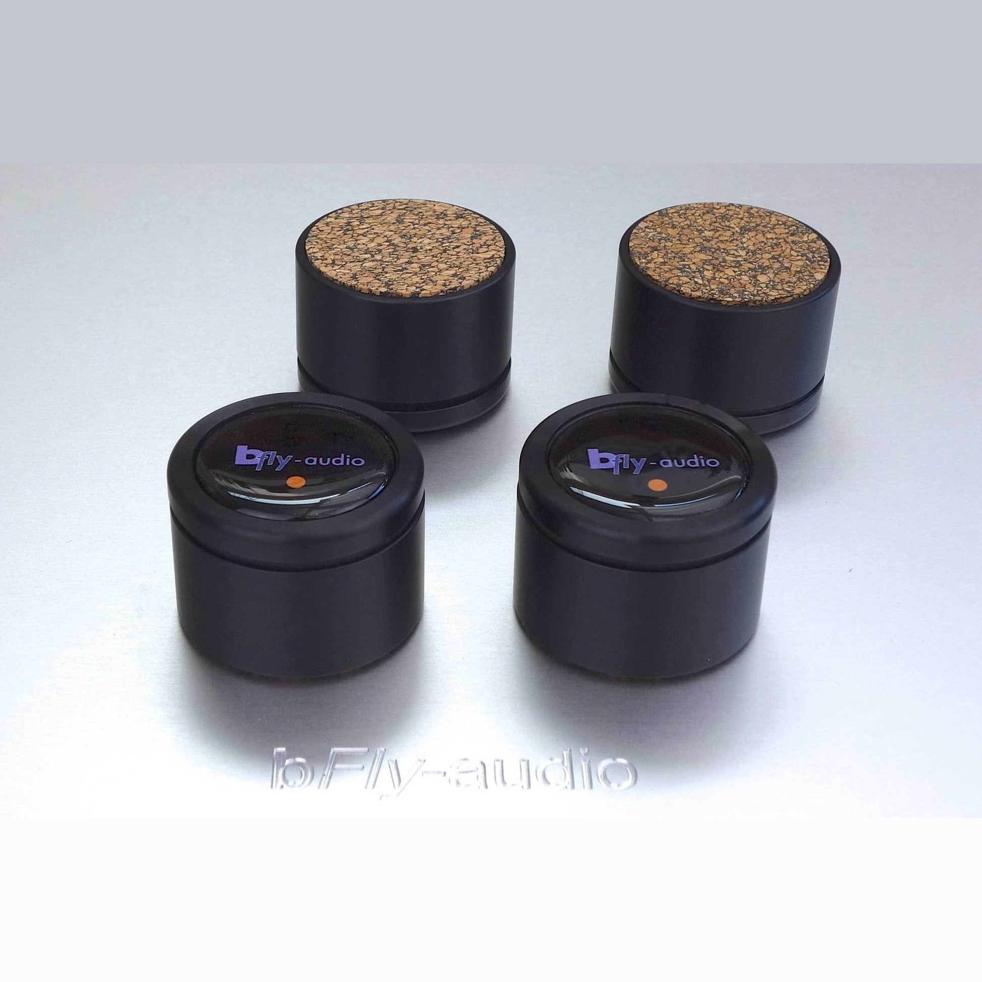 bFly-Audio Pure Absorber-Set Geräteabsorber Farbvariante Schwarz, vier Absorber mit Kork-Oberseite