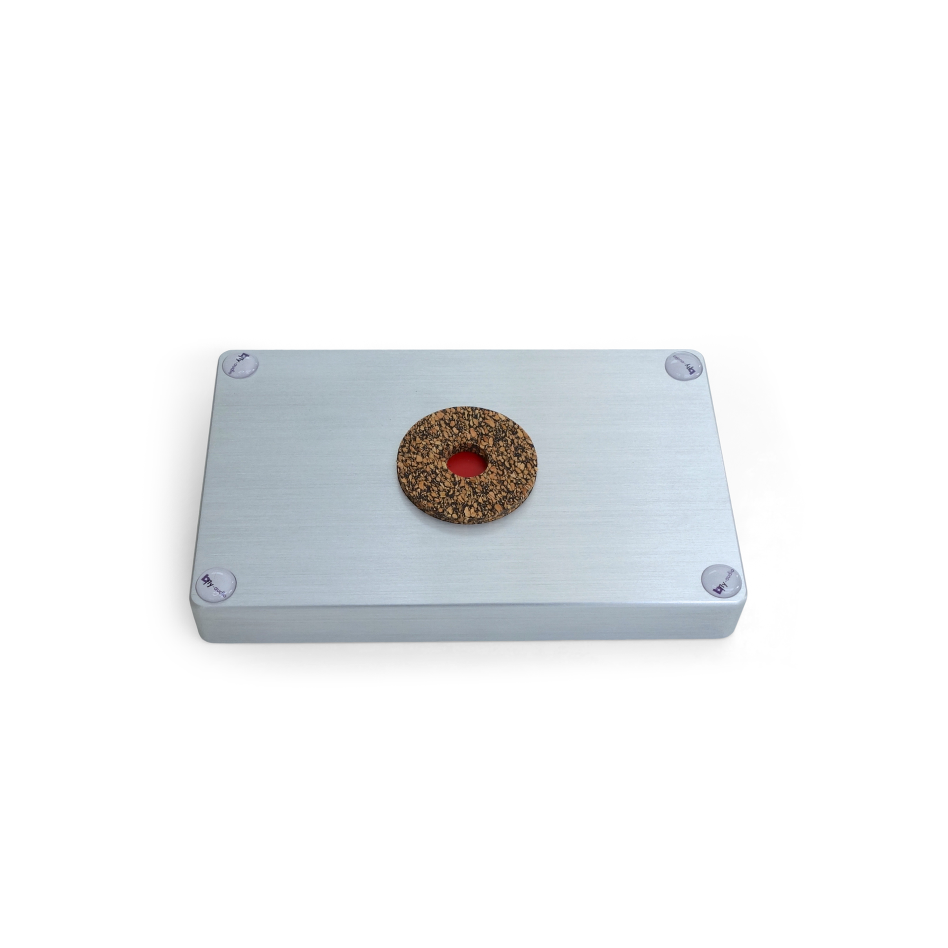 bFly-Audio Satellite-Q Gehäuseabsorber Unteransicht, Silber-Gehäuse mit montierter Absorber-Scheibe