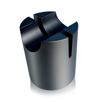 bFly-Audio TOWER-Flex Kabel-Absorber Schrägansicht, Einzelstück mit offener Kabelnut