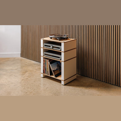 Blok Stax 2G Modul LP HiFi-Rack-Modul Esche Natur/Satinweiss, Lifestyle als unterste Ebene im Rack mit Plattenspieler