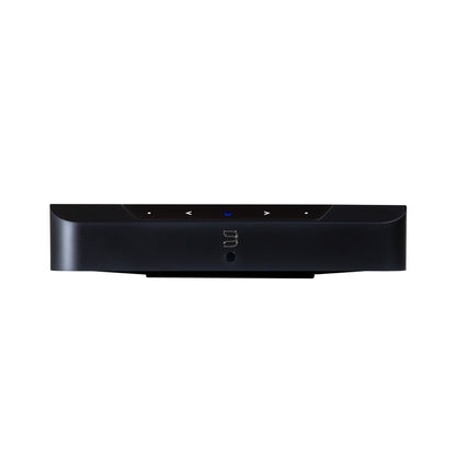 Bluesound Powernode EDGE Streaming-Verstärker Schwarz Frontansicht mit Touch-Bedienfeld und Kopfhörerbuchse