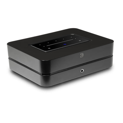 Bluesound Powernode N331 Streaming-Verstärker Schwarz Schrägansicht von links oben mit Touch-Bedienfeld