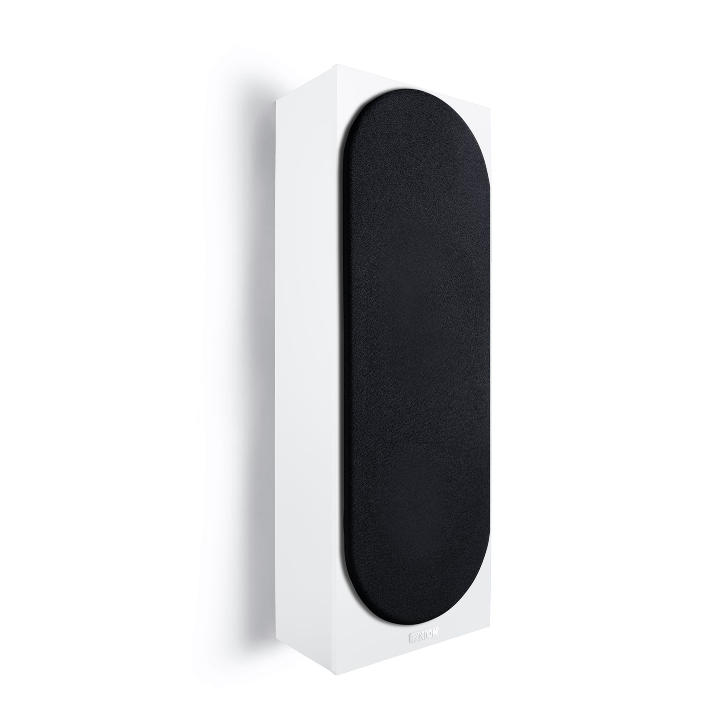 Canton GLE 15 OnWall S2 Wandlautsprecher Weiss Schrägansicht mit montierter Frontabdeckung an der Wand