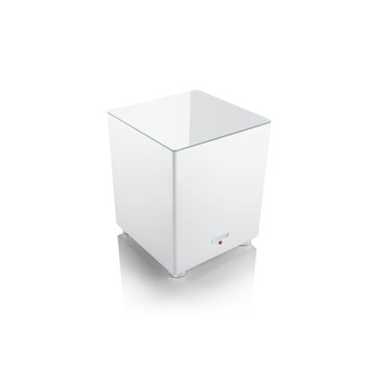 Canton Smart Libero Cinema Set + Smart Sub 8 Heimkino-Set Weiss Draufsicht auf das würfelförmige Subwoofer-Gehäuse