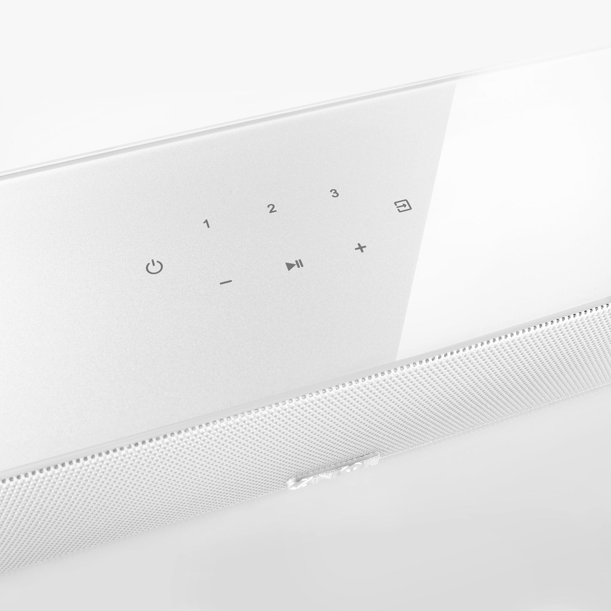 Canton Smart Soundbar 10 S2 Soundbar Weiss Detailansicht des Touch-Bedienfelds mit Quellenwahl