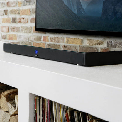 Canton Smart Sounddeck 100 S2 Sounddeck Schwarz Lifestyle mit blauer Statusanzeige auf Konsole