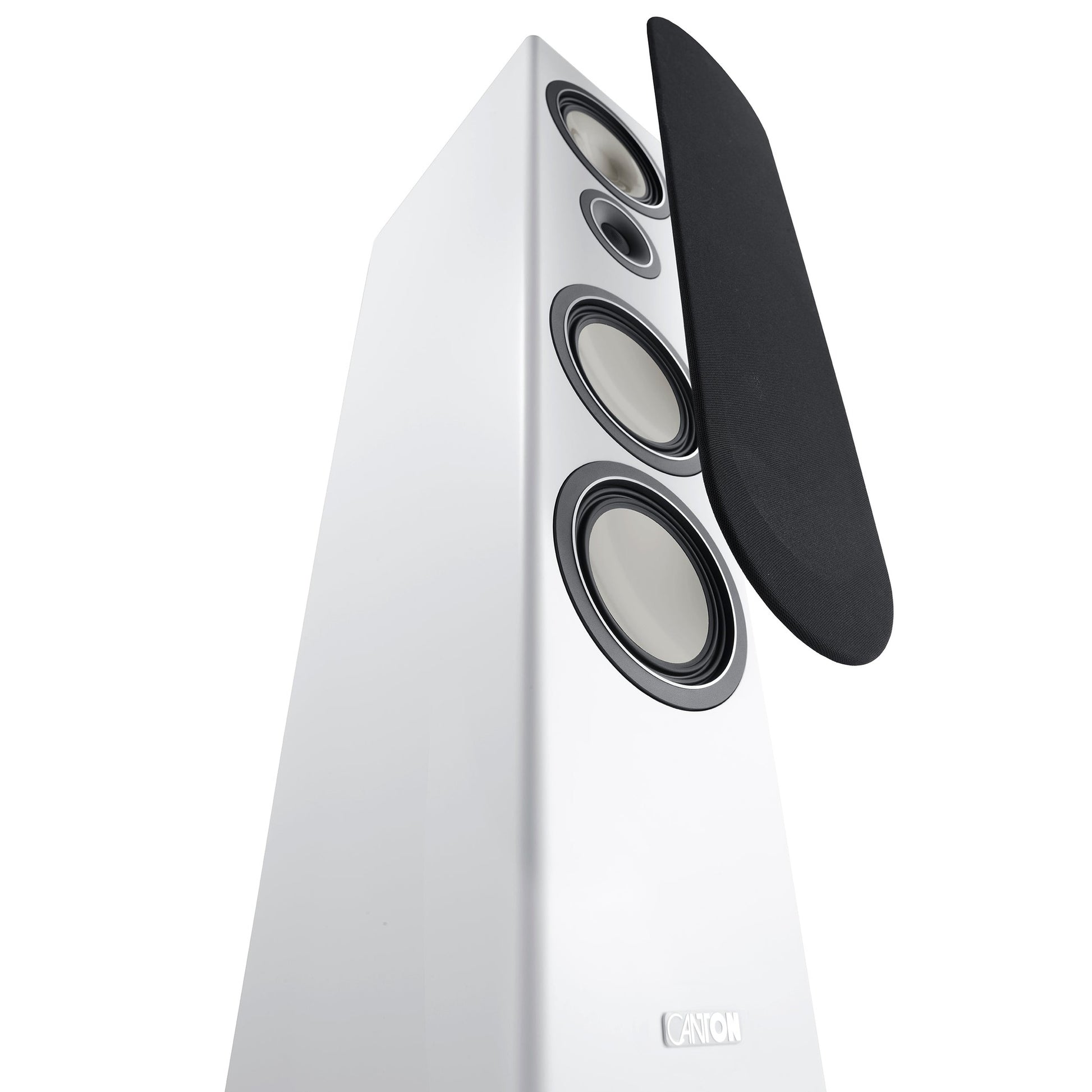Canton Townus 90 Standlautsprecher Weiss Detailansicht der Chassis, Stoffabdeckung daneben abgenommen