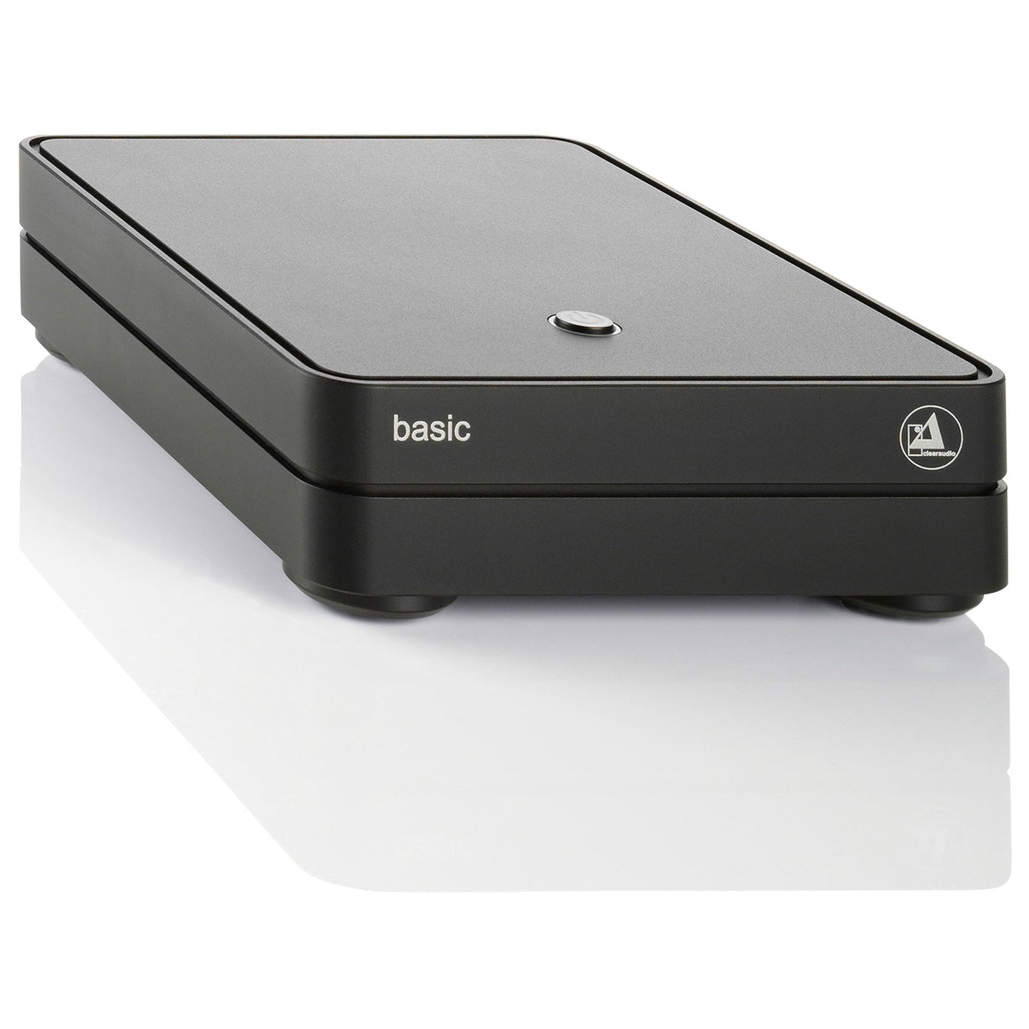 Clearaudio Basic V2 Phono-Vorverstärker Schwarz Schrägansicht mit Ein-Aus-Taster auf der Deckplatte