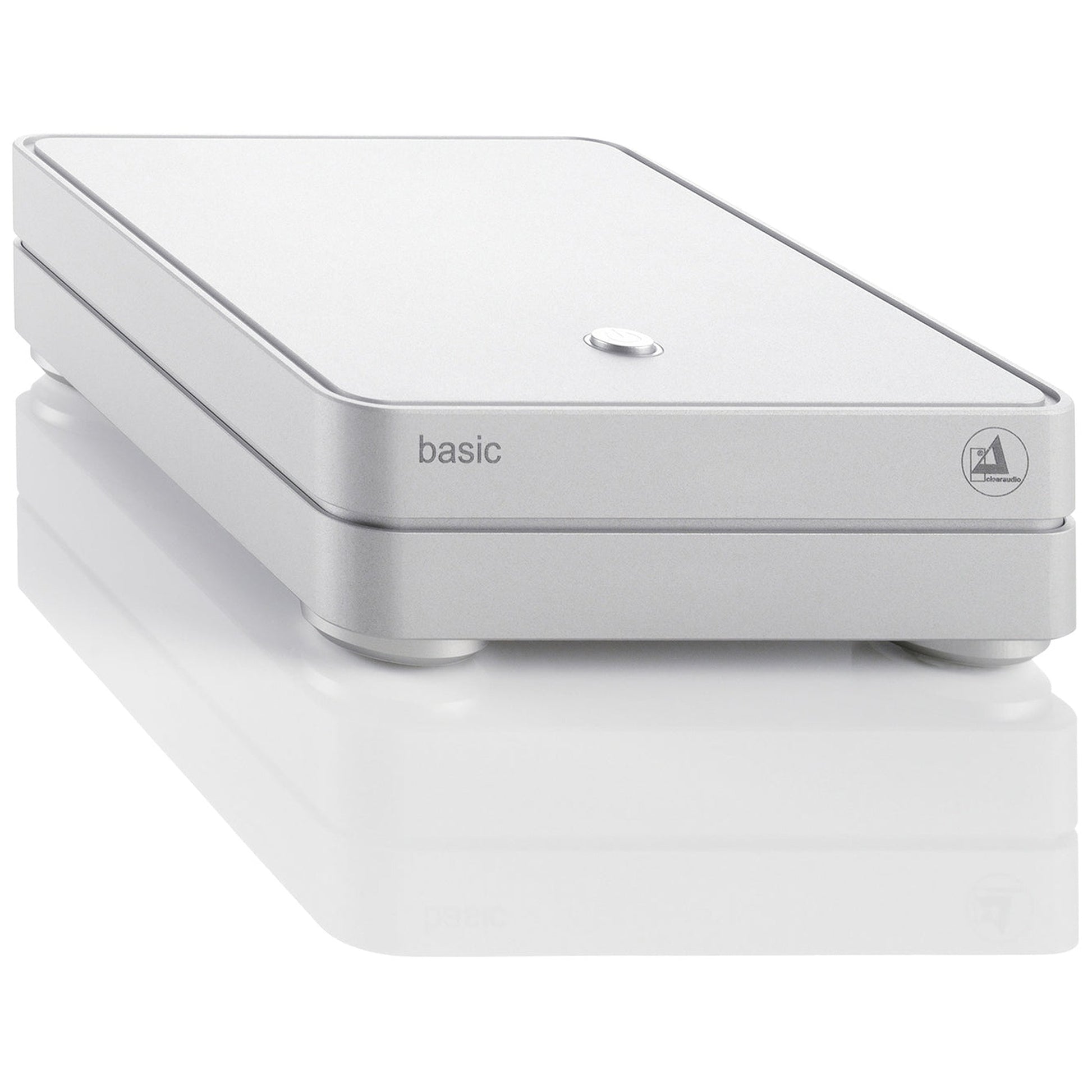 Clearaudio Basic V2 Phono-Vorverstärker Silber Schrägansicht mit Ein-Aus-Taster auf der Deckplatte