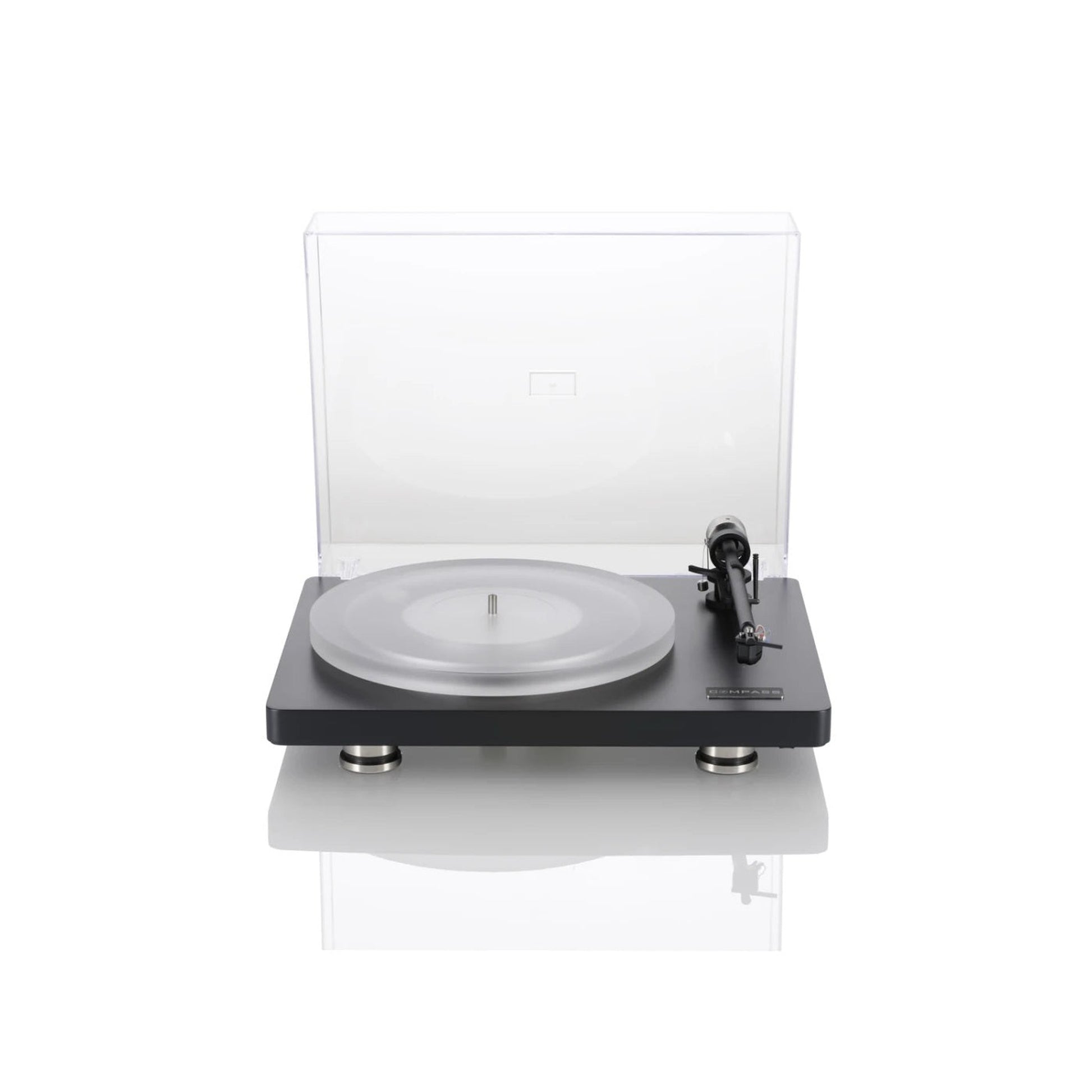 Clearaudio compass Plattenspieler Frontansicht mit Acryl-Staubschutzhaube, Tonarm und Plattenteller, Schwarz
