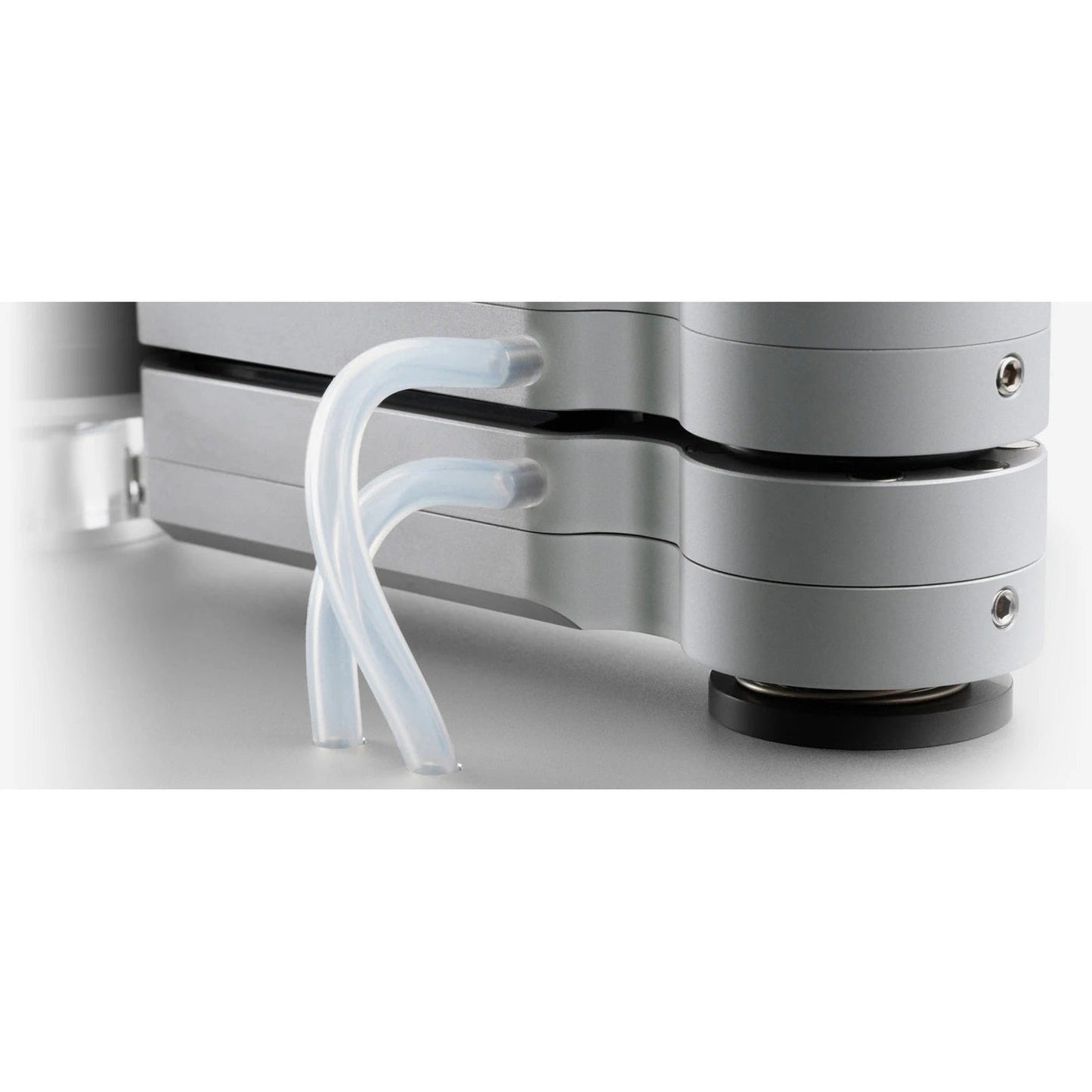 Clearaudio Double Matrix Professional Sonic Plattenwaschmaschine Silber Detailansicht Armlager mit Flüssigkeitsschläuchen