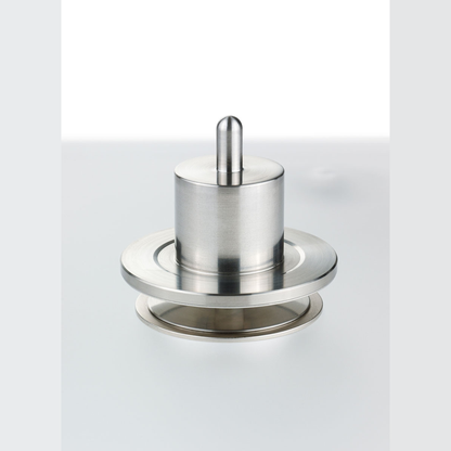 Clearaudio Emotion SE Plattenspieler Detailansicht Lagerachse mit Tellerlager aus Edelstahl