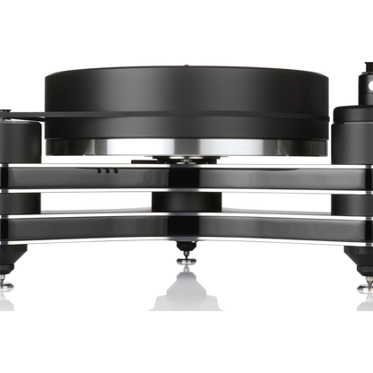 Clearaudio Innovation Plattenspieler Detailansicht Chassisebenen in Schwarz mit Plattenteller und Spikes