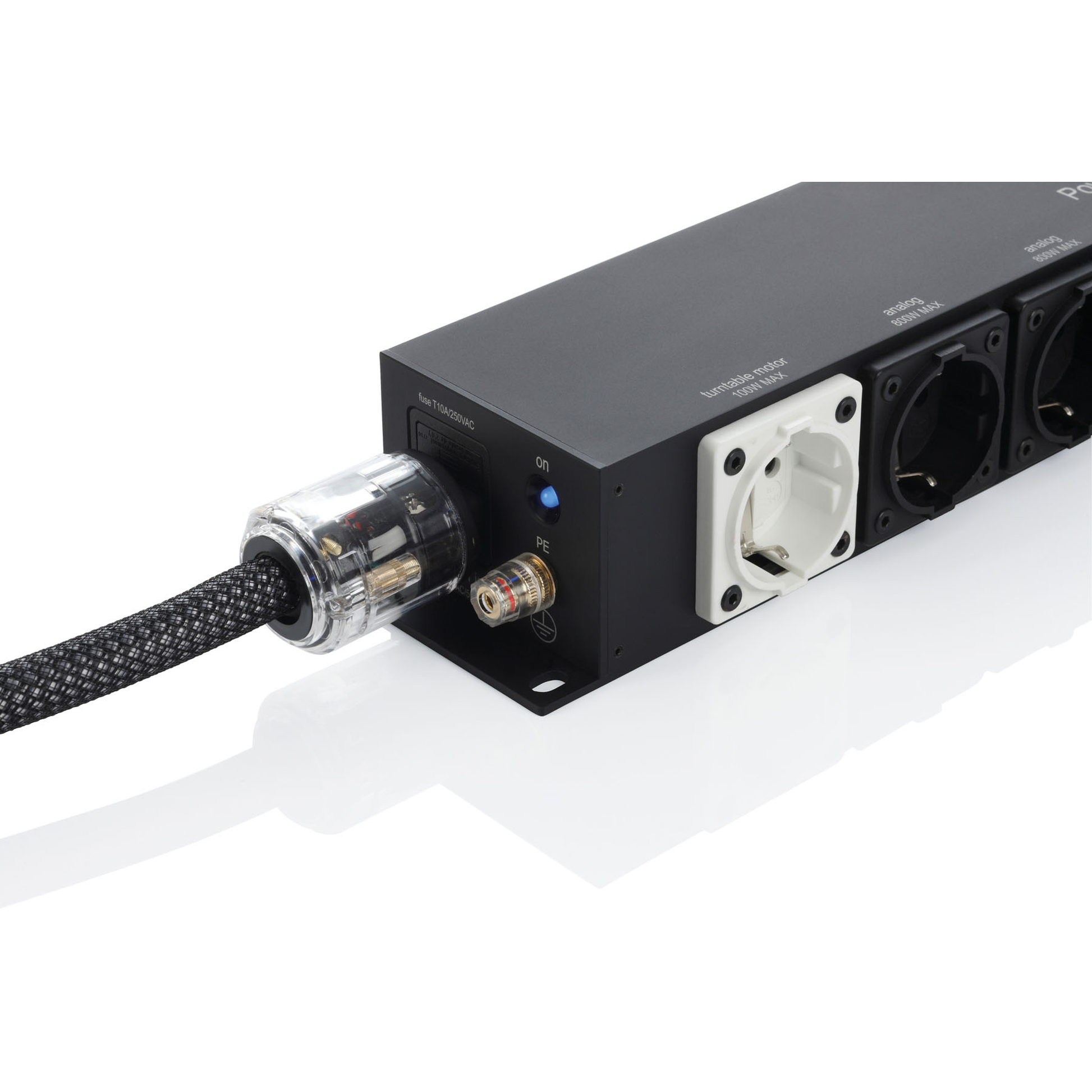 Clearaudio Power Terminal Netzleiste Anschlussfeld in Schwarz mit Netzkabel, Feinsicherung, PE-Klemme und Betriebs-LED