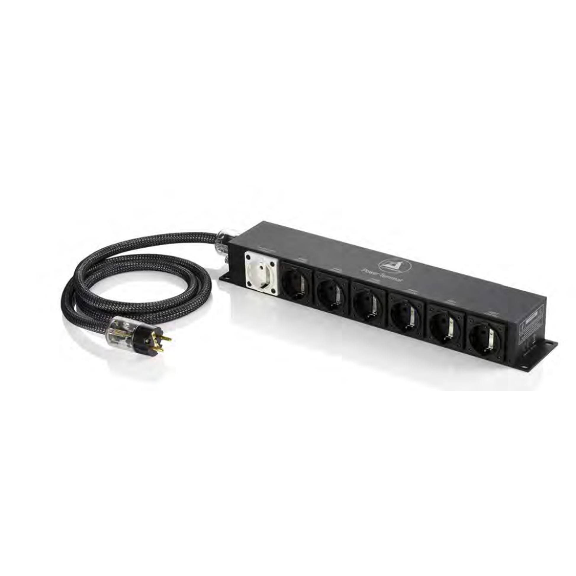Clearaudio Power Terminal Netzleiste Schrägansicht in Schwarz mit sieben Steckdosen und Netzkabel
