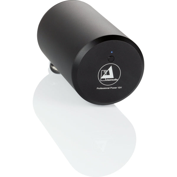 Clearaudio Professional Power 12V Netzteil Schrägansicht, schwarzes Zylindergehäuse mit Statusleuchte