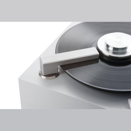 Clearaudio Smart Matrix Silent + Haube Plattenwaschmaschine Silber Detailansicht Plattenteller mit Schallplatte