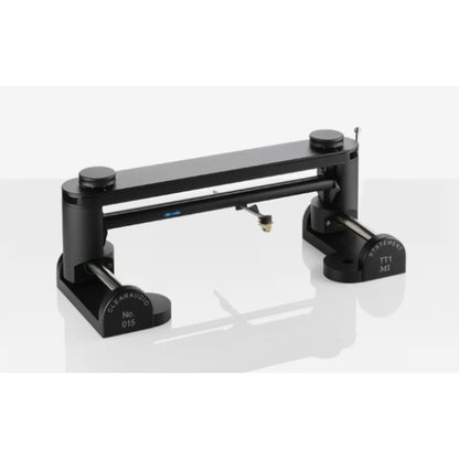 Clearaudio Statement TT1 Tangential-Tonarm in Schwarz, Schrägansicht mit montiertem Tonabnehmer