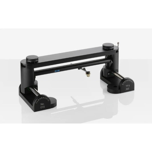 Clearaudio Statement TT1 Tangential-Tonarm in Schwarz, Schrägansicht mit montiertem Tonabnehmer