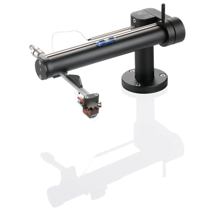 Clearaudio TT5 Tangential-Tonarm Schwarz Schrägansicht mit Tonabnehmer und Libelle, Sockel ohne Swing Base