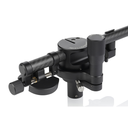 Clearaudio Unity 10-Zoll-Tonarm mit DIN-Anschluss Schwarz Detailansicht Lagerbasis, Gegengewichte, Antiskating